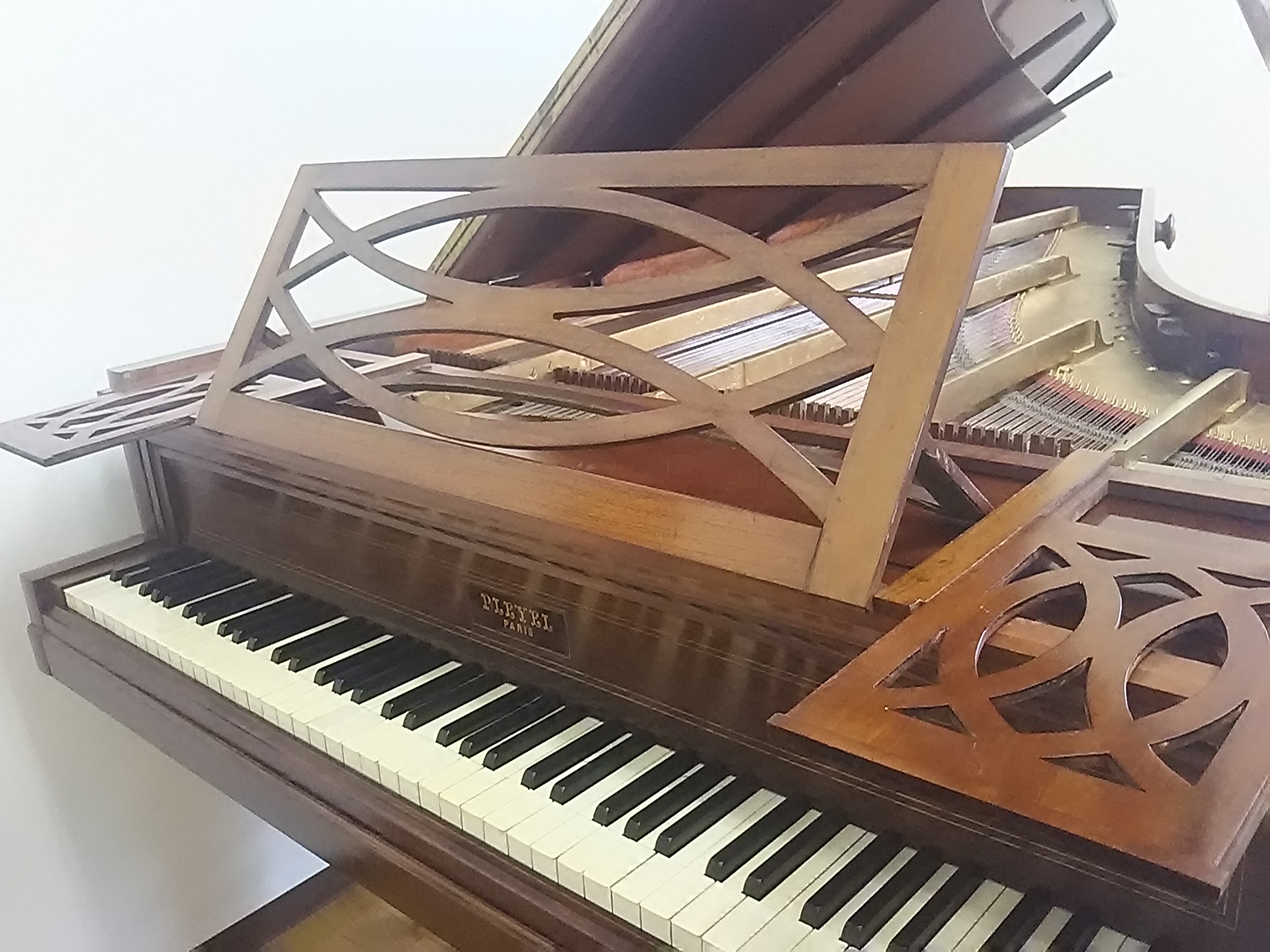 カミーユ プレイエル1848年製作フォルテピアノ 自己紹介 八百板チェンバロ教室